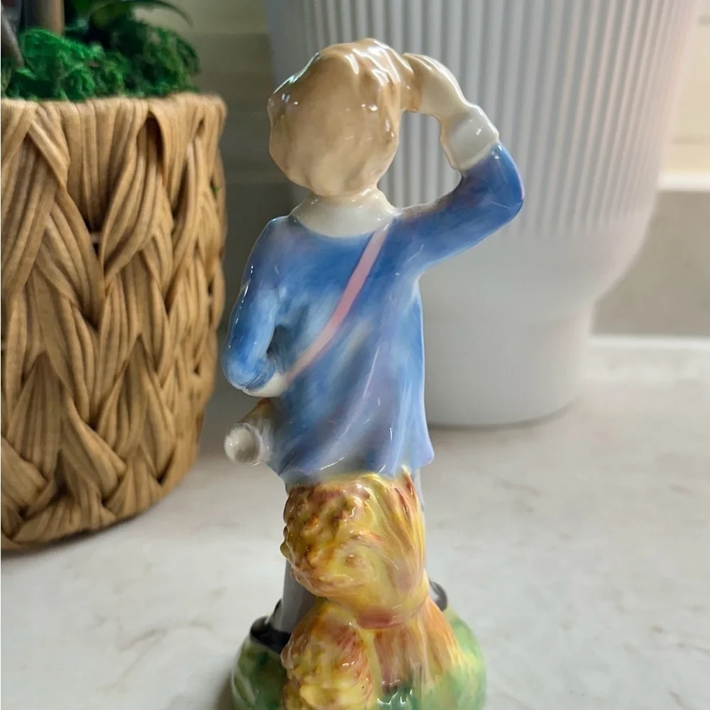 ROYAL DOULTON, HN2062, “LITTLE BOY BLUE” FIGURINE, LIMITED EDITION. 5 1/2” TALL.